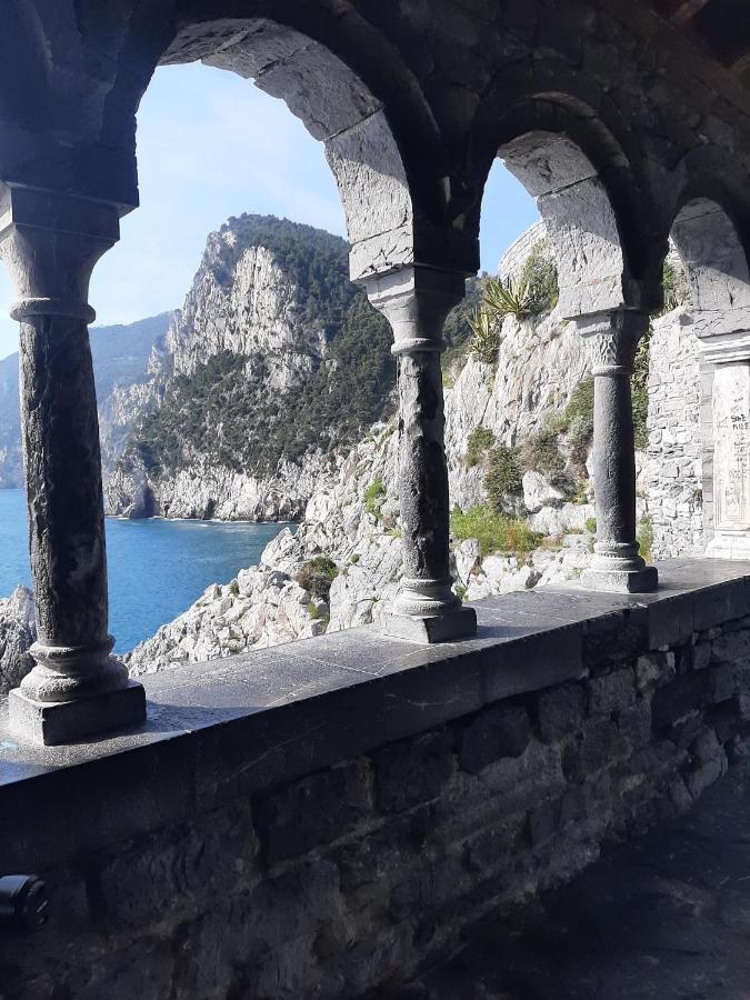 La Gatta - Appartamento Al Centro Di La Spezia Extérieur photo